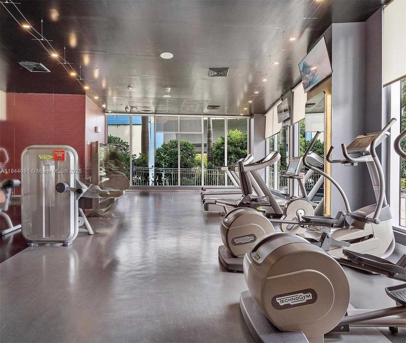Small Image of 2602 EAST HALLANDALE BEACH BLVD #R906, Hallandale Beach Number 27
