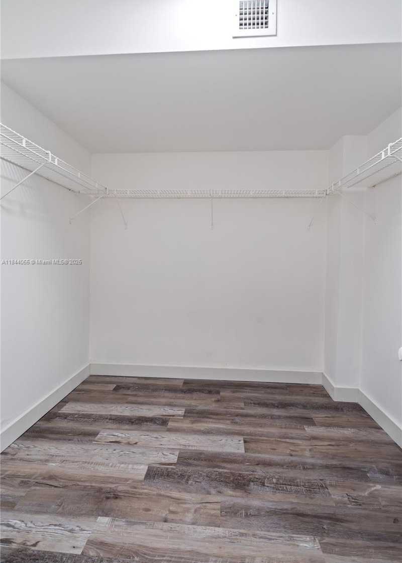 Small Image of 445 NORTH EAST 195TH ST #330, Miami Number 20