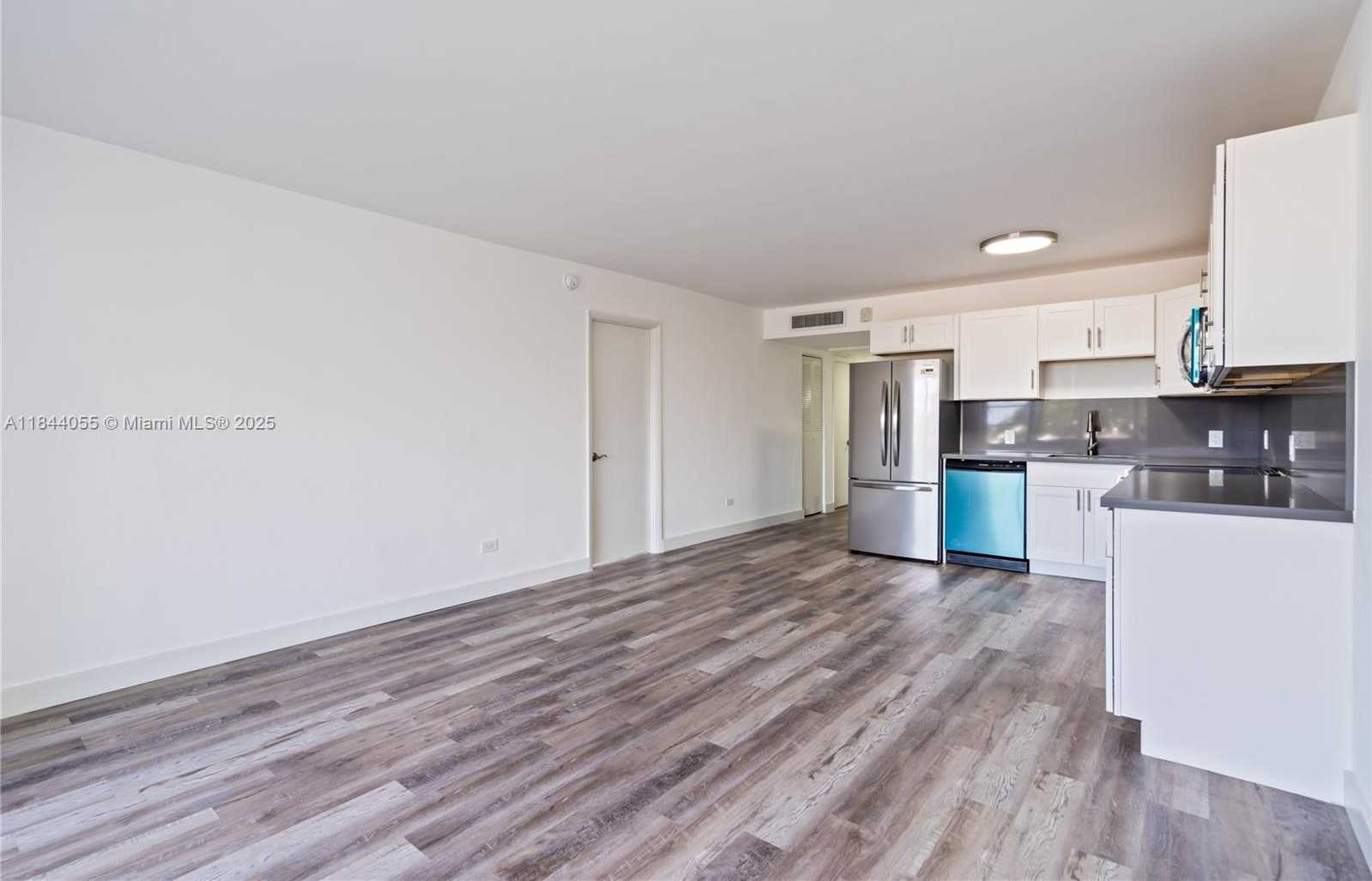 Small Image of 445 NORTH EAST 195TH ST #330, Miami Number 5