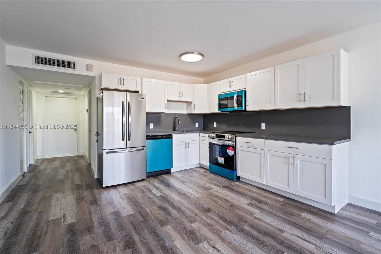 Small Image of 445 NORTH EAST 195TH ST #330, Miami Number 6