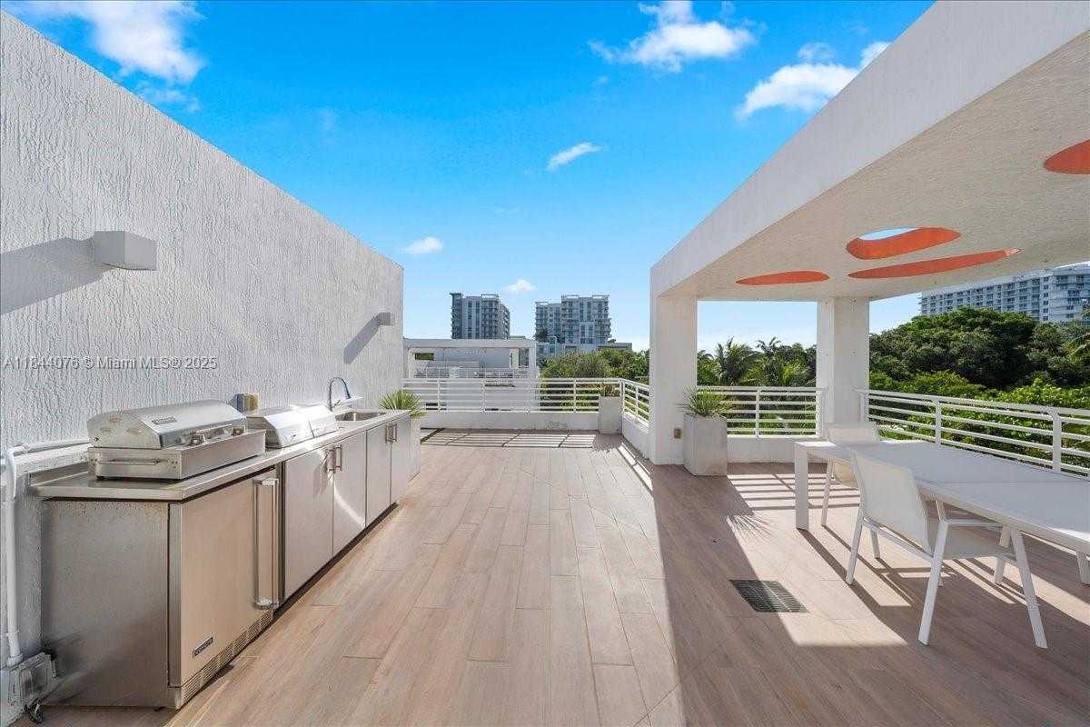 Small Image of 455 NORTH EAST 39TH ST #302, Miami Number 33