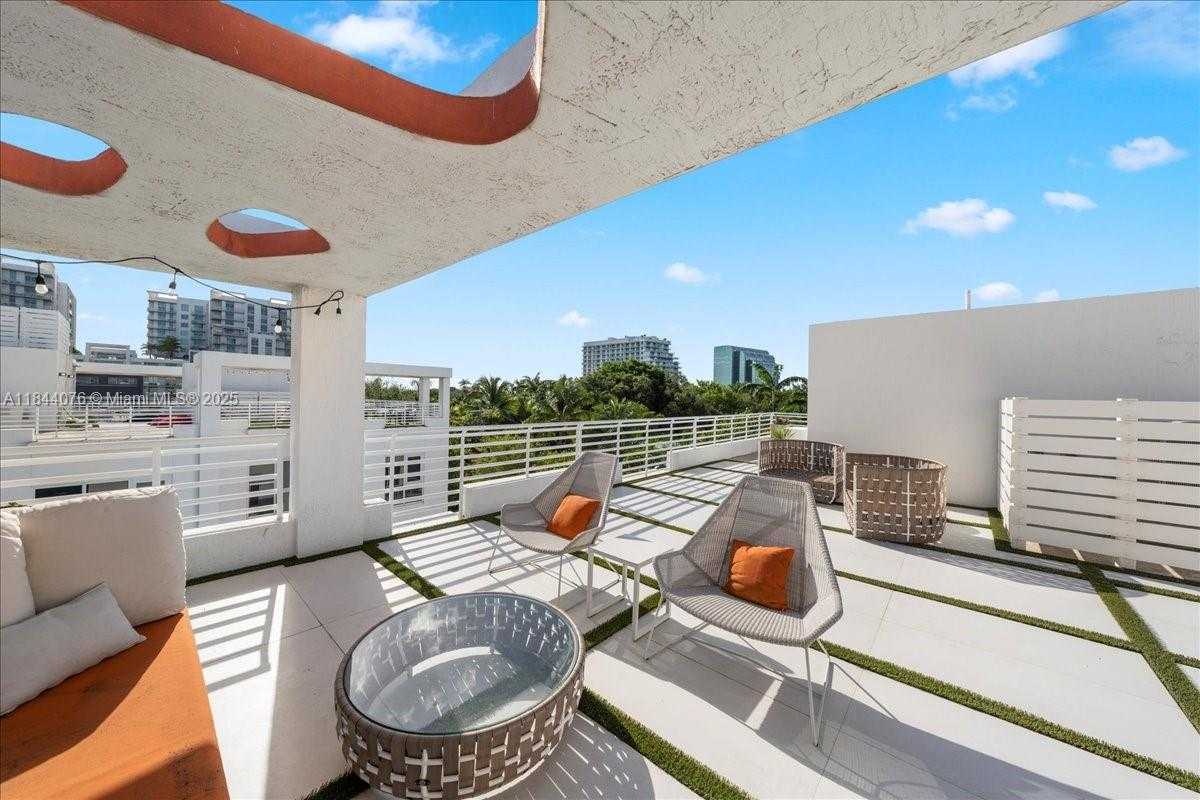 Small Image of 455 NORTH EAST 39TH ST #302, Miami Number 38