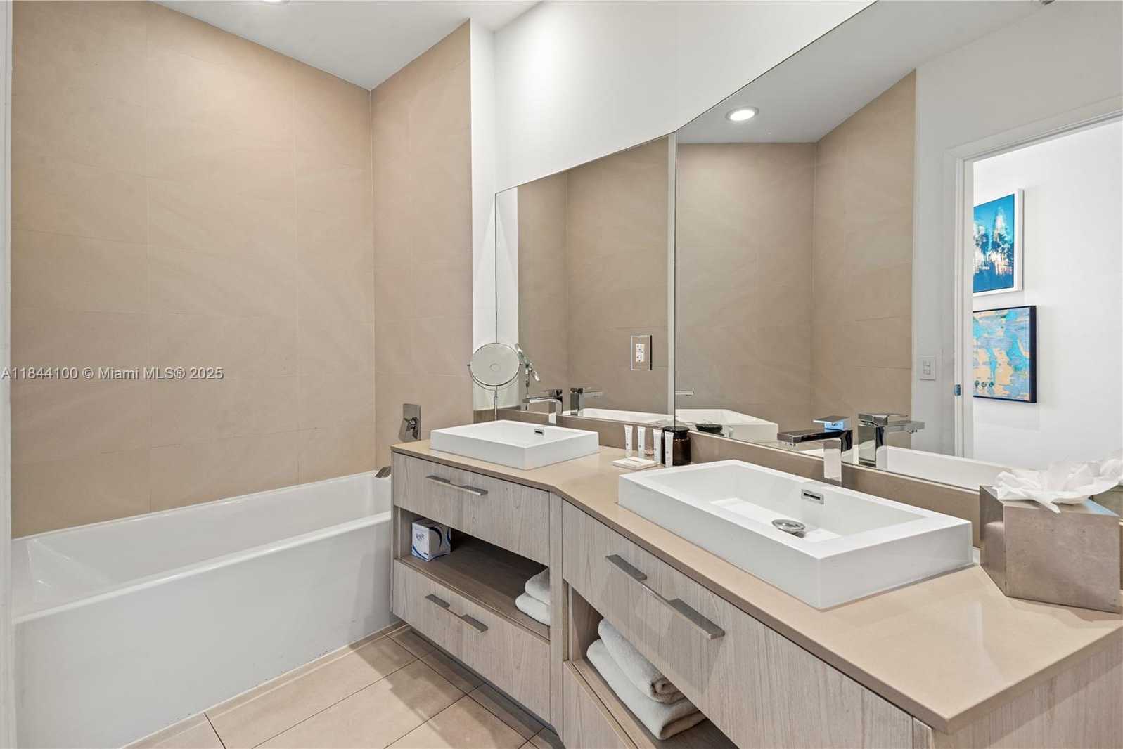Small Image of 4111 SOUTH OCEAN DR #301, Hollywood Number 17