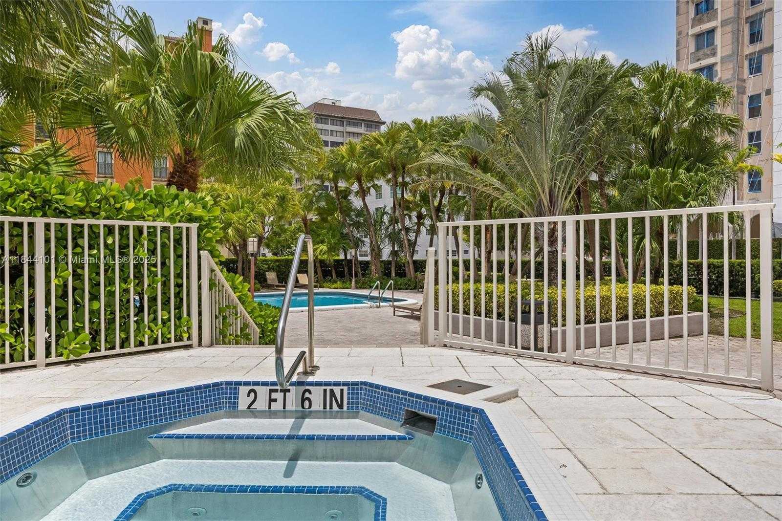 Small Image of 625 BILTMORE WAY #902, Coral Gables Number 22