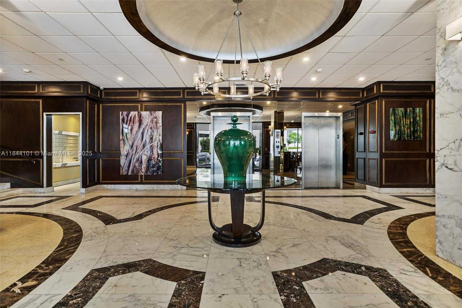 Small Image of 625 BILTMORE WAY #902, Coral Gables Number 5