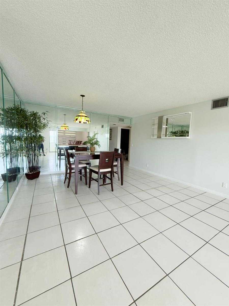 Small Image of 1501 SOUTH WEST 134TH WAY #206D, Pembroke Pines Number 12