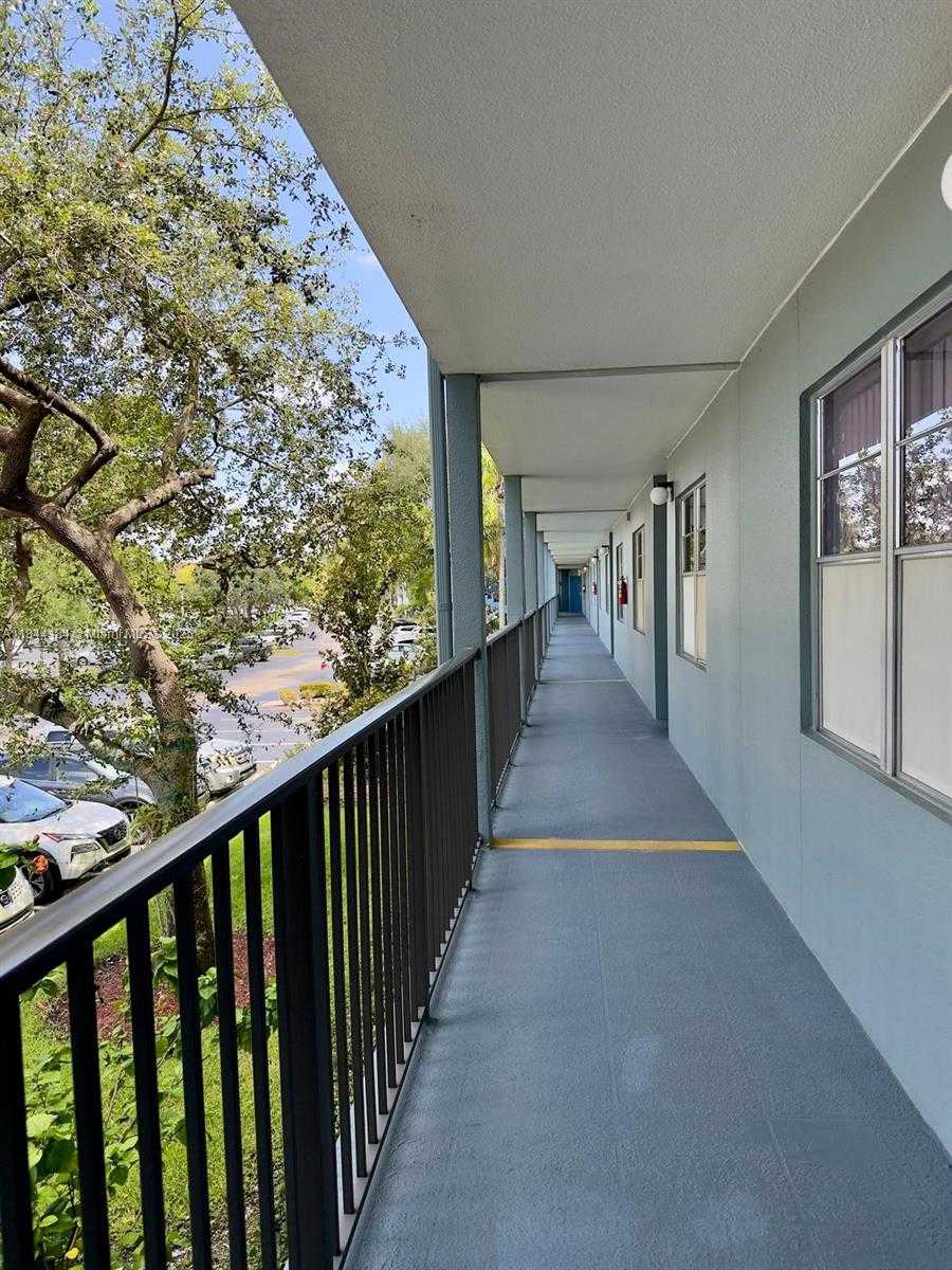 Small Image of 1501 SOUTH WEST 134TH WAY #206D, Pembroke Pines Number 3