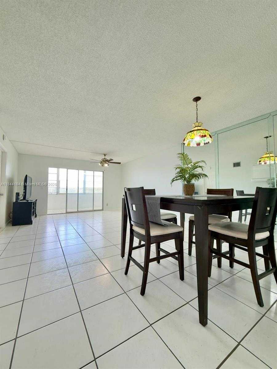 Small Image of 1501 SOUTH WEST 134TH WAY #206D, Pembroke Pines Number 5