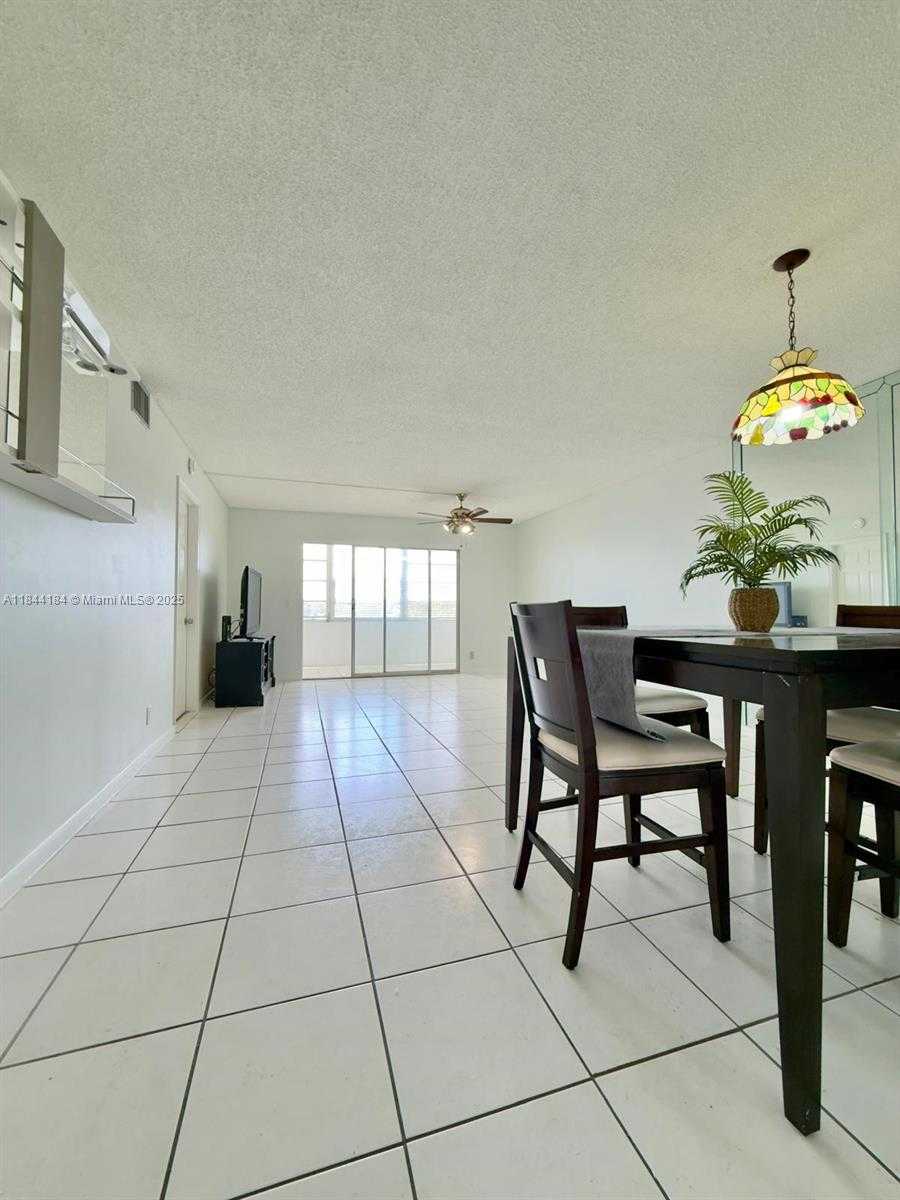 Small Image of 1501 SOUTH WEST 134TH WAY #206D, Pembroke Pines Number 6
