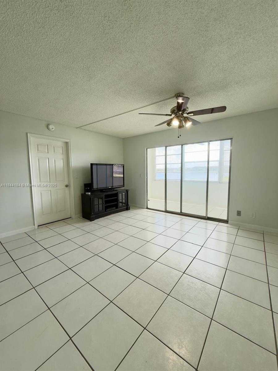 Small Image of 1501 SOUTH WEST 134TH WAY #206D, Pembroke Pines Number 8