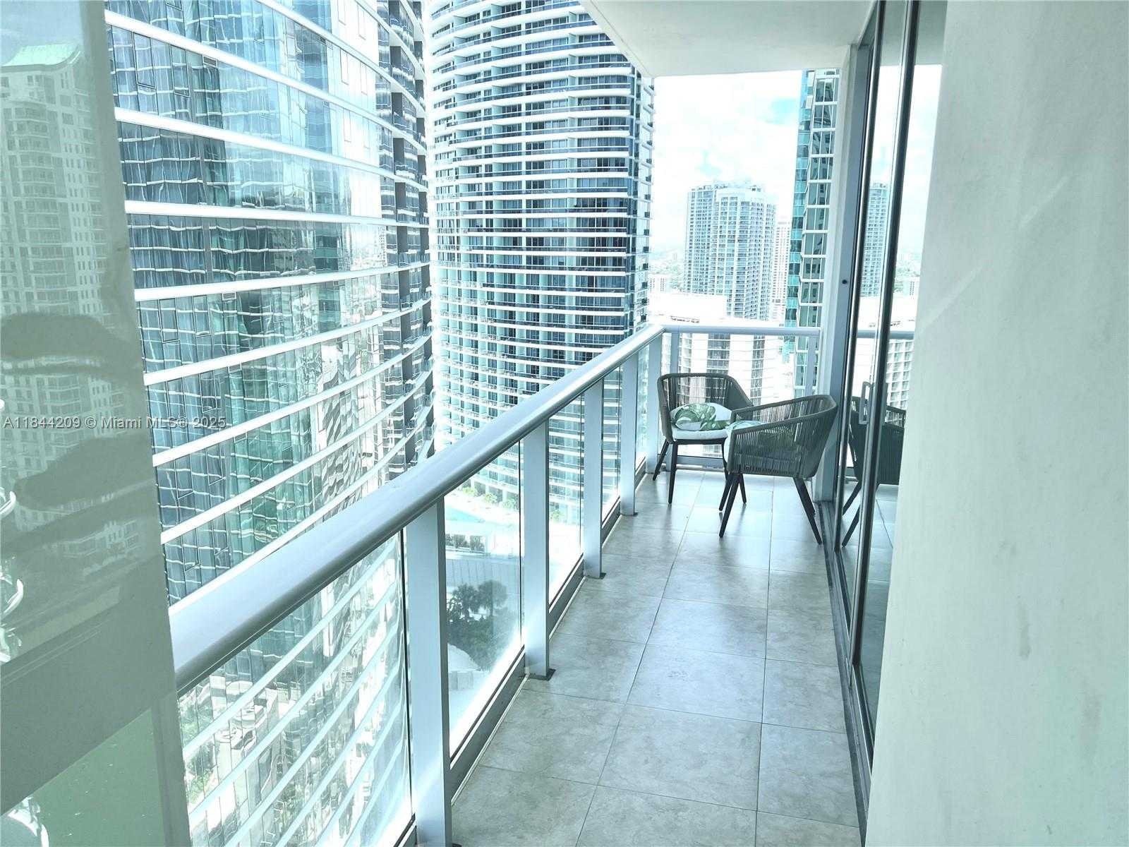 Small Image of 300 SOUTH BISCAYNE BLVD #T-2902, Miami Number 11