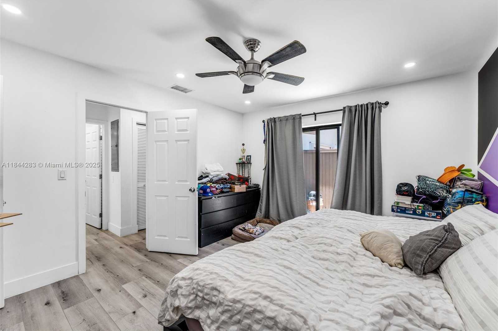 Small Image of 11466 SOUTH WEST 109TH RD #42W, Miami Number 12