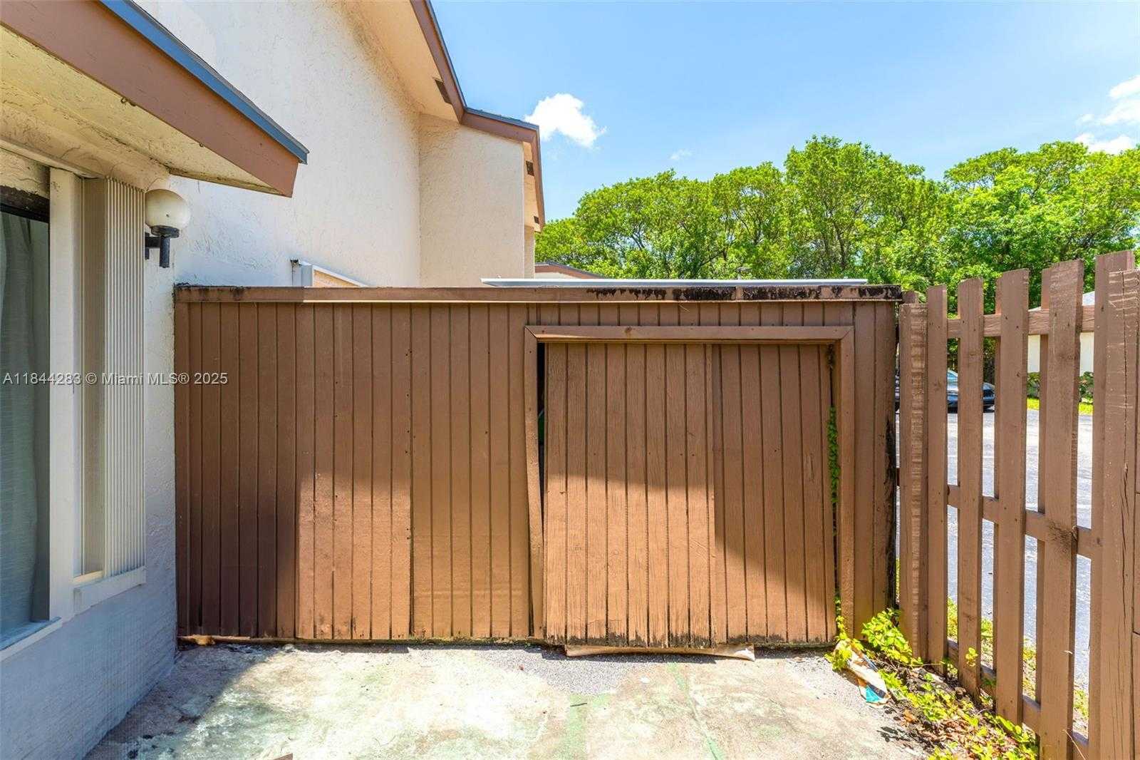 Small Image of 11466 SOUTH WEST 109TH RD #42W, Miami Number 18