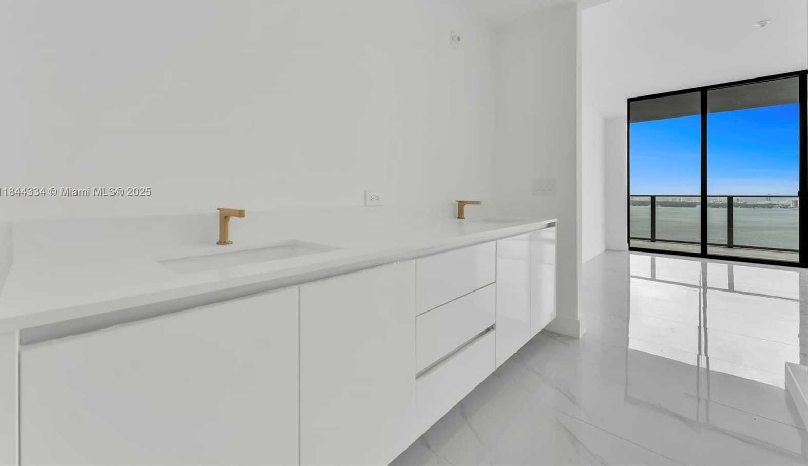 Small Image of 700 NORTH EAST 24 STREET #3806, Miami Number 17