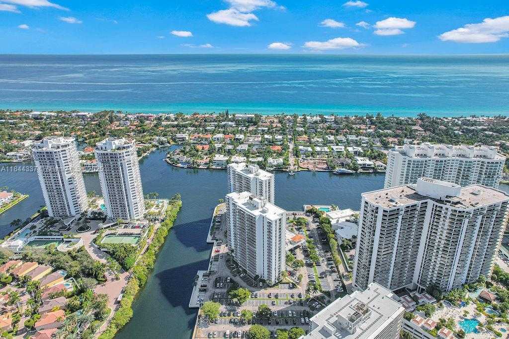 Small Image of 20515 EAST COUNTRY CLUB DR #1042, Aventura Number 2