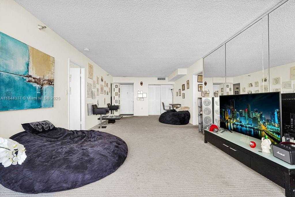 Small Image of 20515 EAST COUNTRY CLUB DR #1042, Aventura Number 34