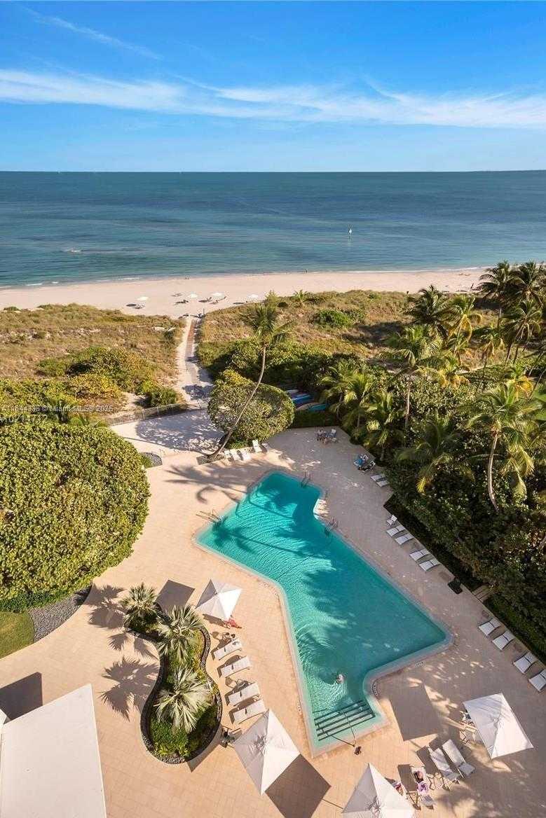 Small Image of 200 OCEAN LANE DR #503, Key Biscayne Number 17