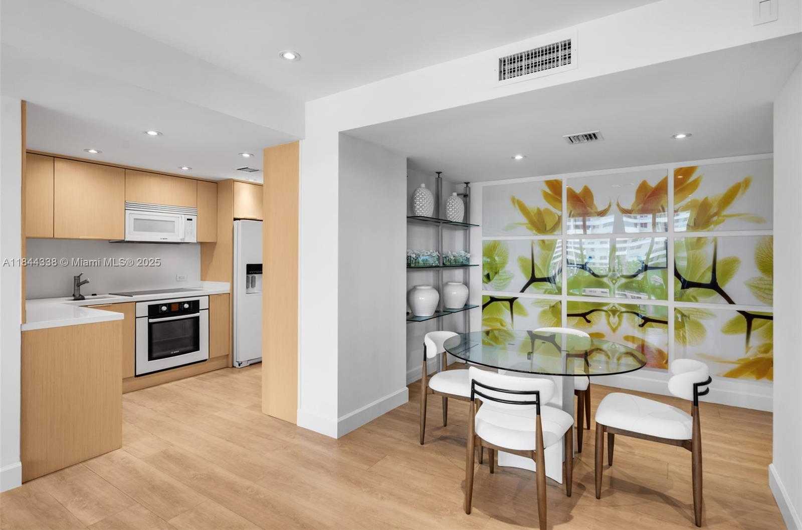 Small Image of 200 OCEAN LANE DR #503, Key Biscayne Number 6