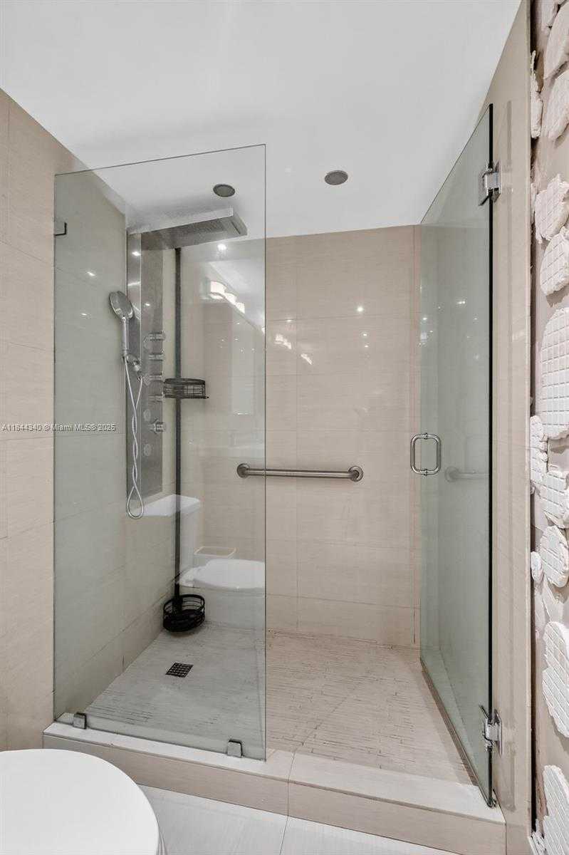 Small Image of 9511 COLLINS AVE #410, Surfside Number 7