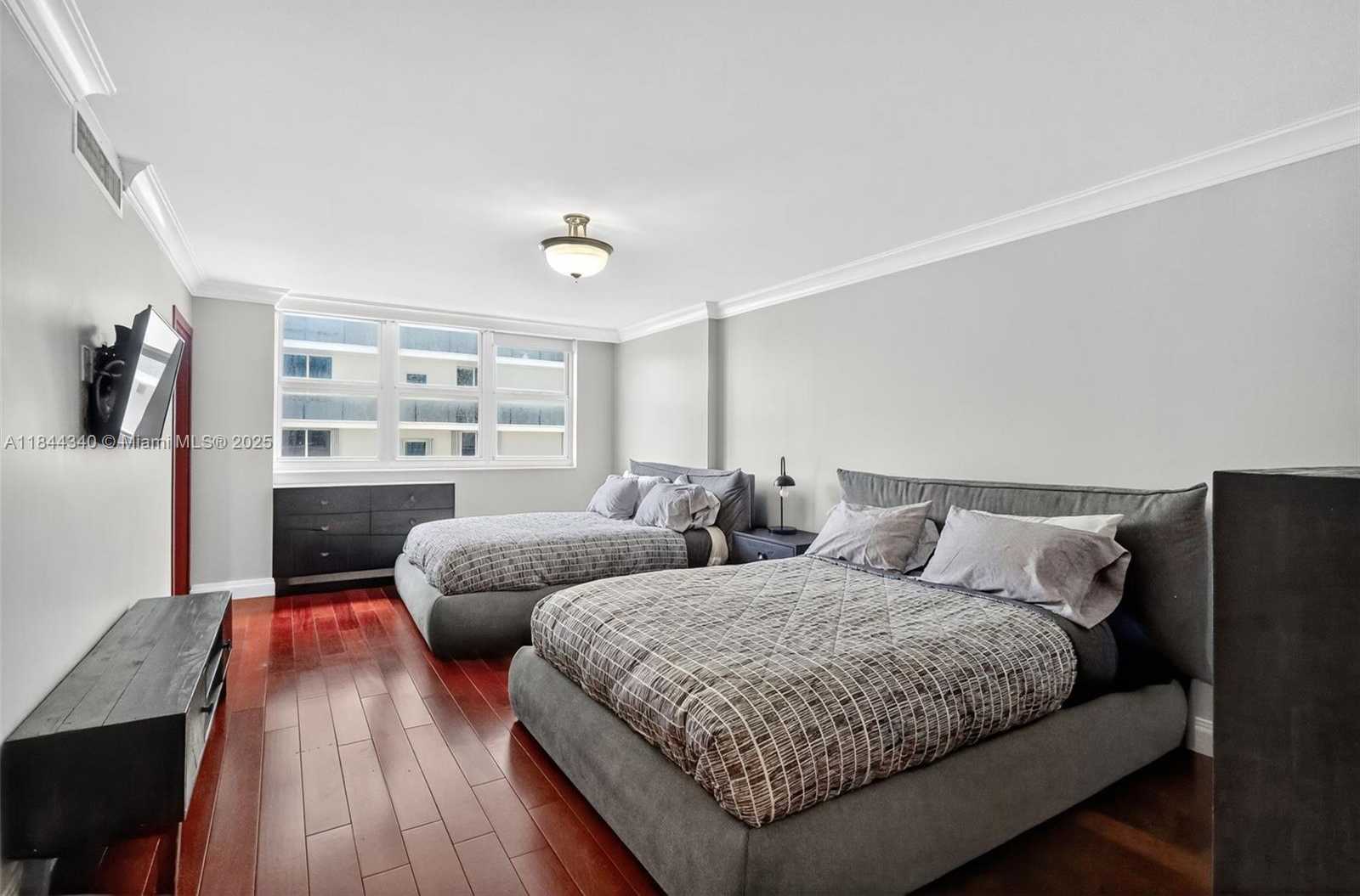 Small Image of 9511 COLLINS AVE #410, Surfside Number 8