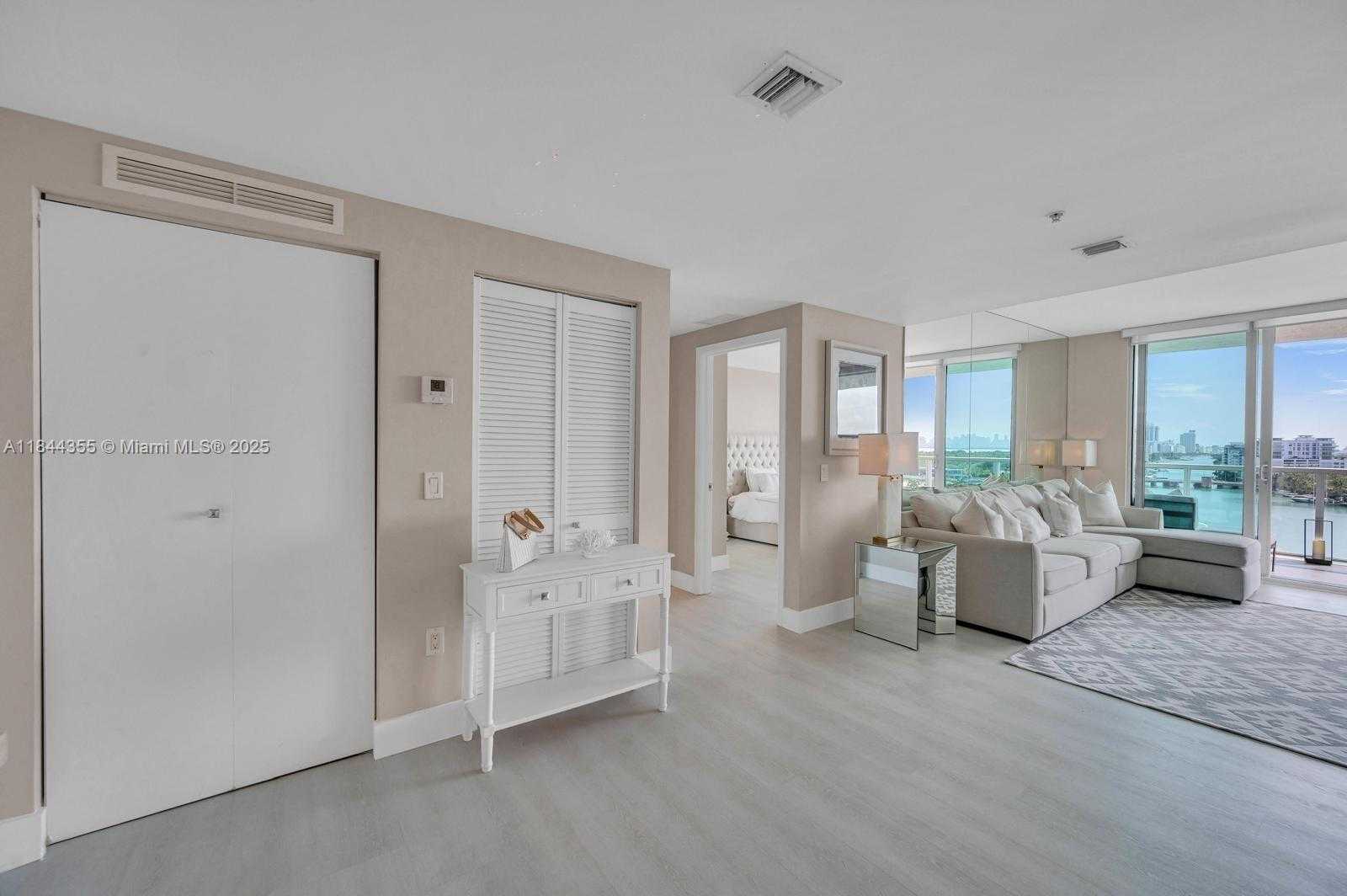 Small Image of 6700 INDIAN CREEK DR #1404, Miami Beach Number 3