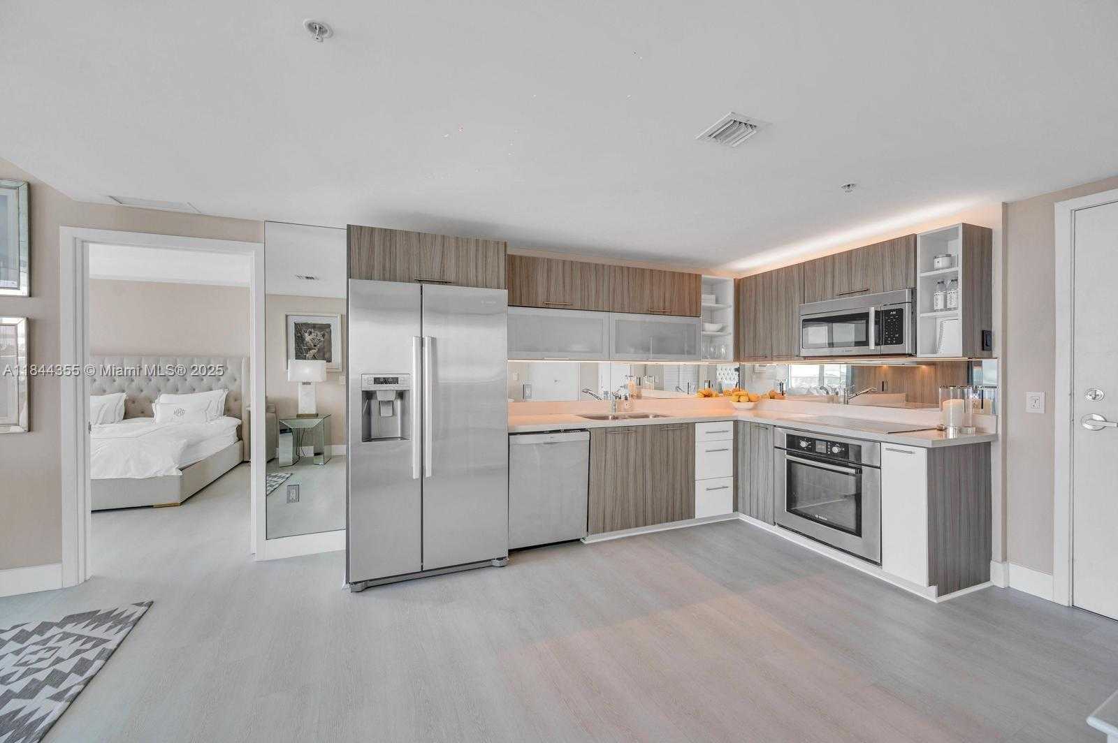 Small Image of 6700 INDIAN CREEK DR #1404, Miami Beach Number 9
