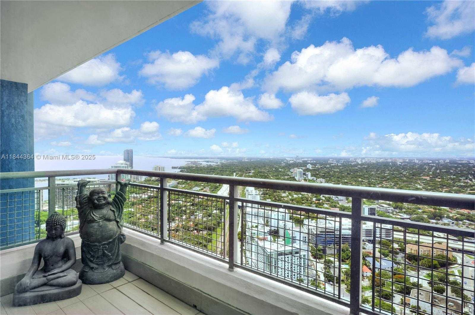 Small Image of 60 SOUTH WEST 13 ST #4411, Miami Number 30