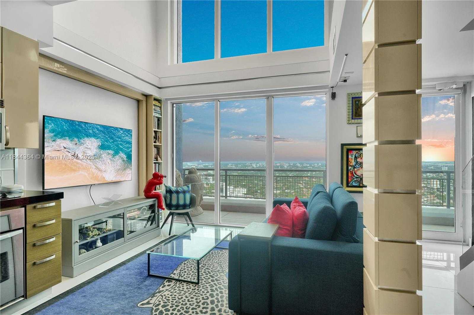 Small Image of 60 SOUTH WEST 13 ST #4411, Miami Number 35