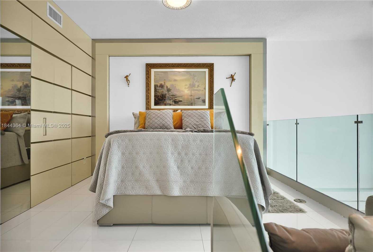 Small Image of 60 SOUTH WEST 13 ST #4411, Miami Number 39