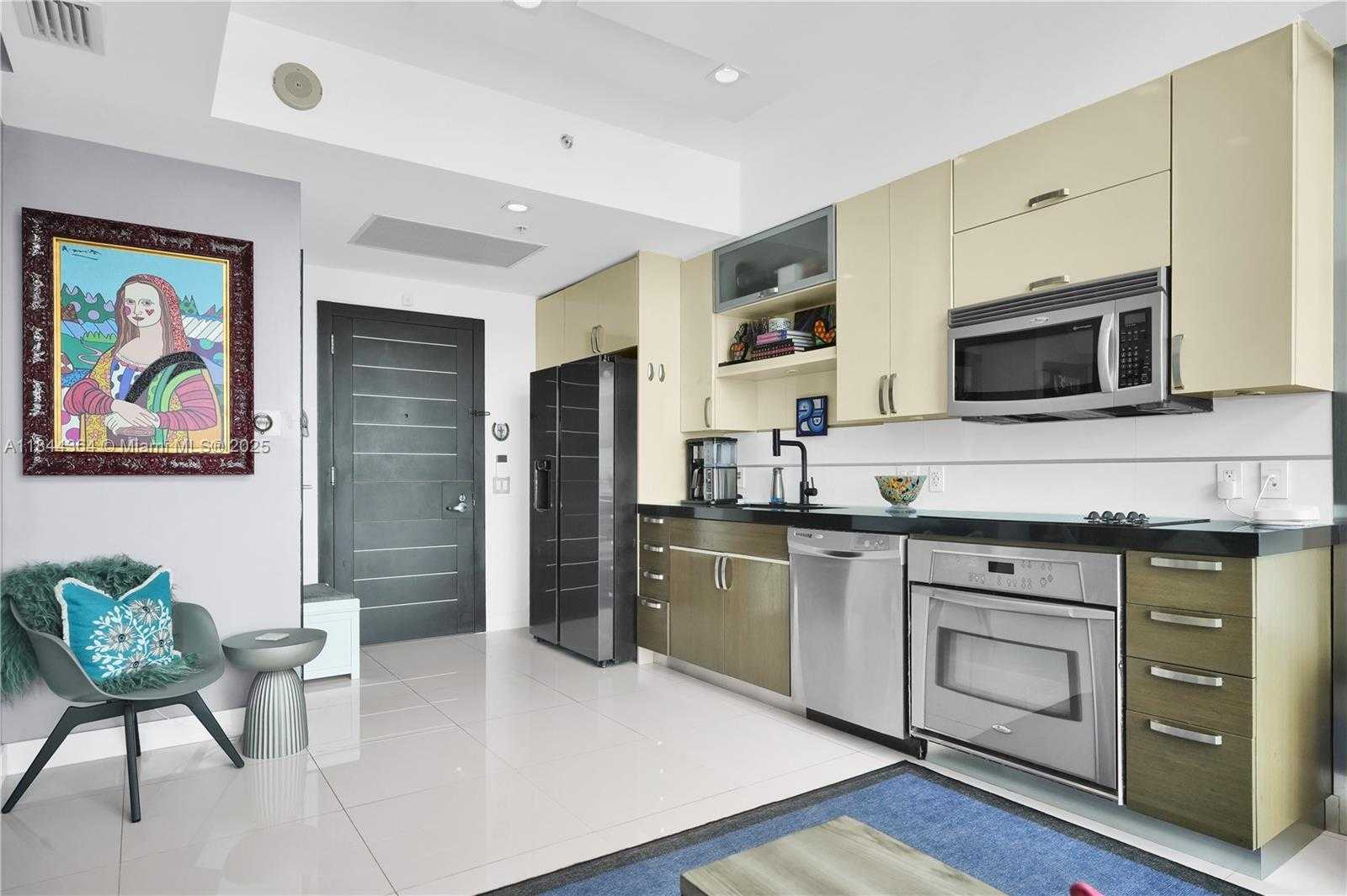 Small Image of 60 SOUTH WEST 13 ST #4411, Miami Number 4