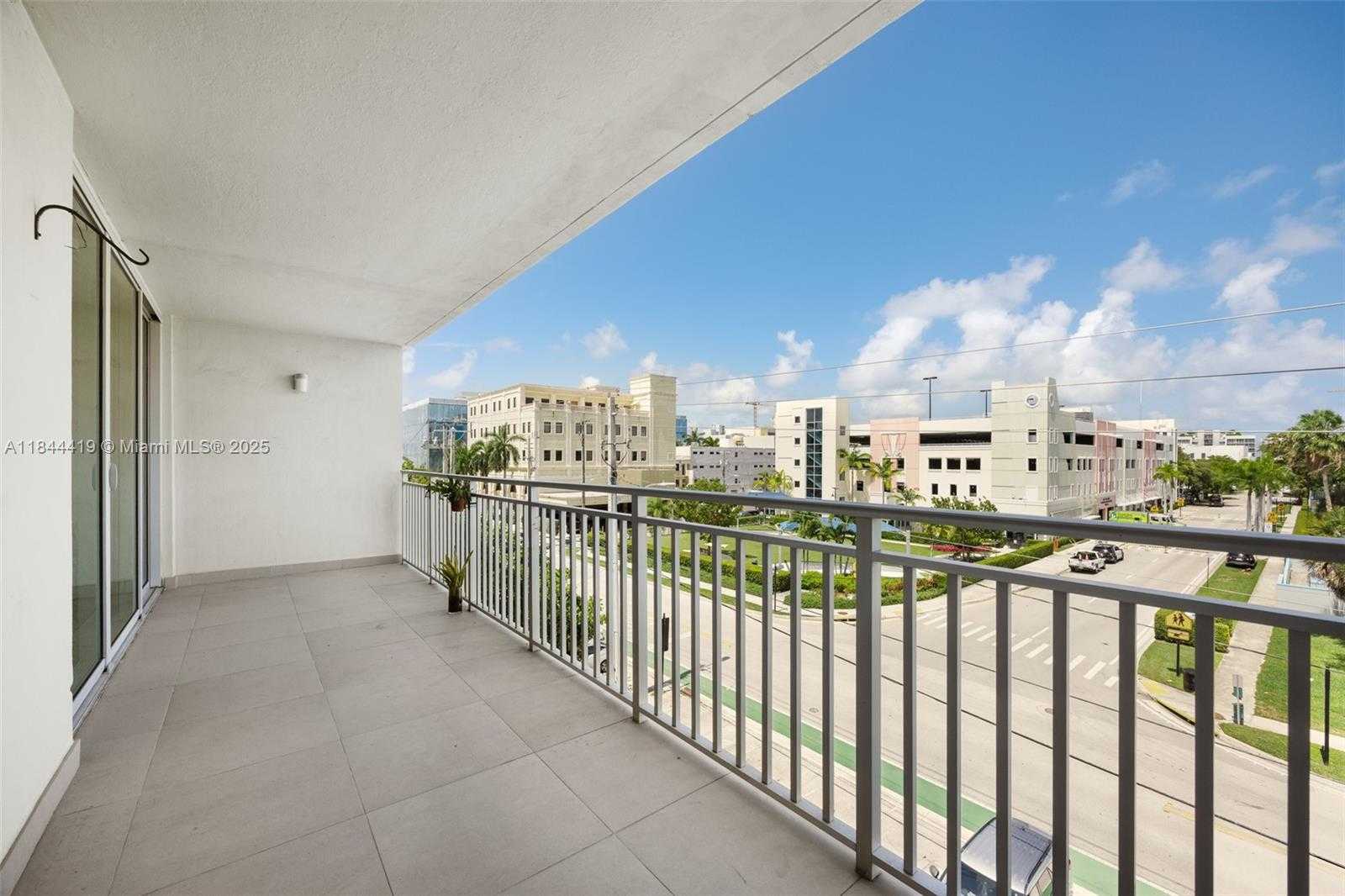 Small Image of 9500 WEST BAY HARBOR DR #4F, Bay Harbor Islands Number 15