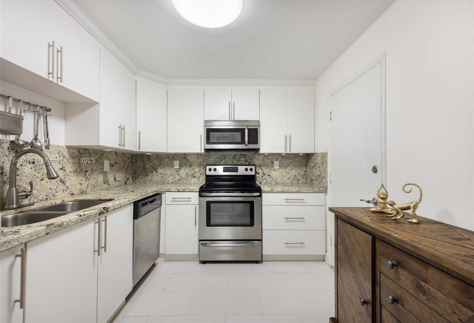 Small Image of 9500 WEST BAY HARBOR DR #4F, Bay Harbor Islands Number 9