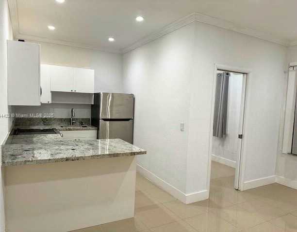 Small Image of 126 MENDOZA AVE #3, Coral Gables Number 5