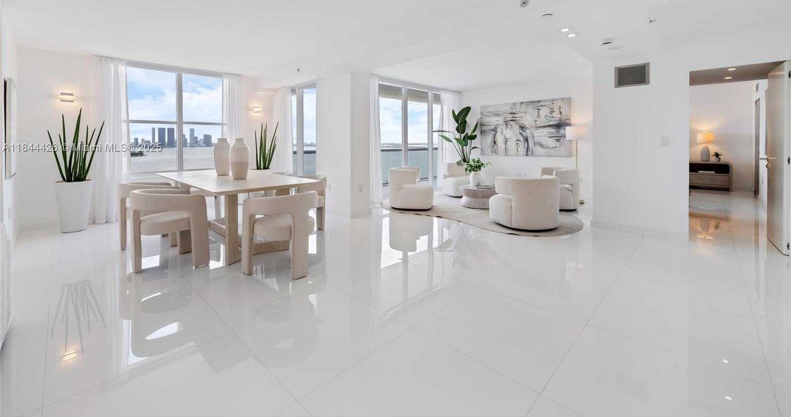 Small Image of 1800 SUNSET HARBOUR DRIVE #1702/4, Miami Beach Number 19