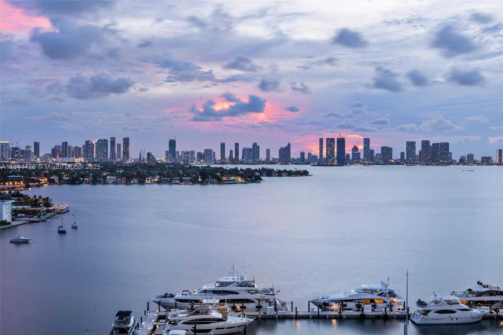 Small Image of 1800 SUNSET HARBOUR DRIVE #1702/4, Miami Beach Number 43