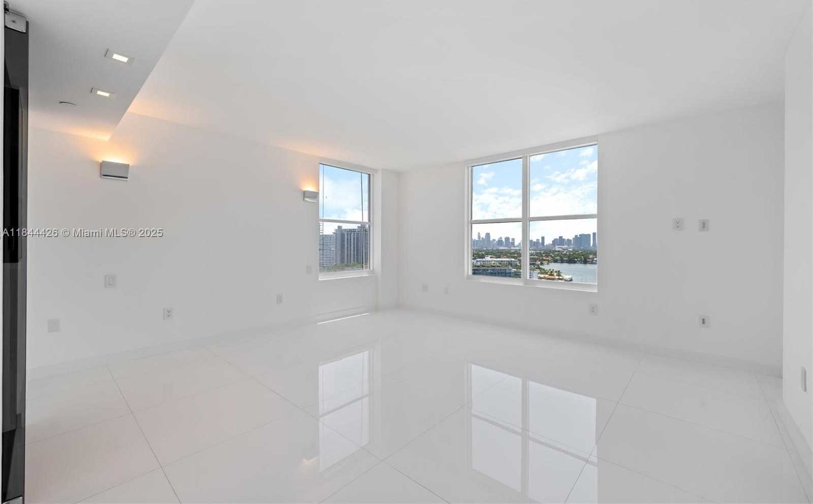 Small Image of 1800 SUNSET HARBOUR DRIVE #1702/4, Miami Beach Number 50