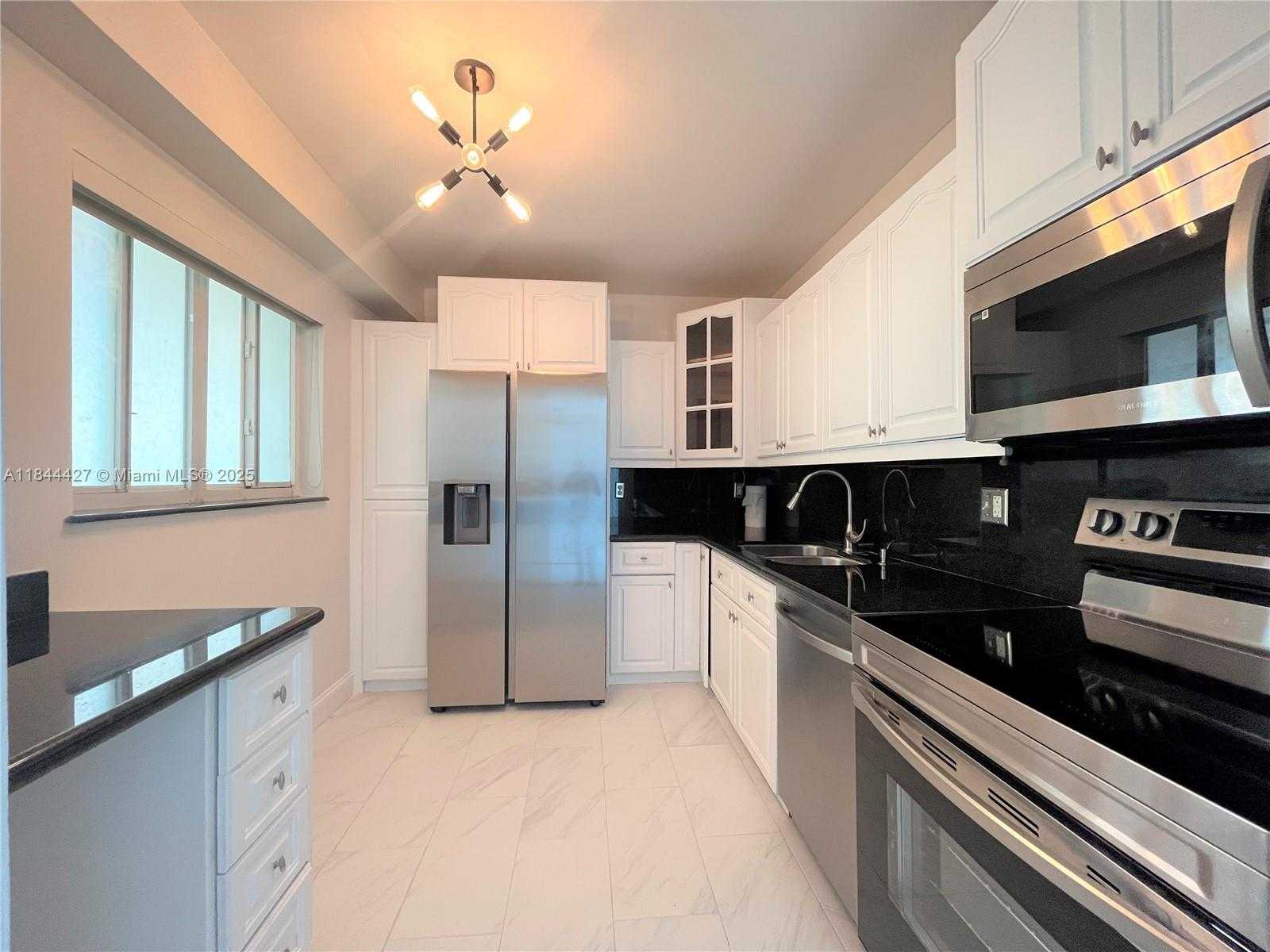 Small Image of 8888 COLLINS AVE #308, Surfside Number 4