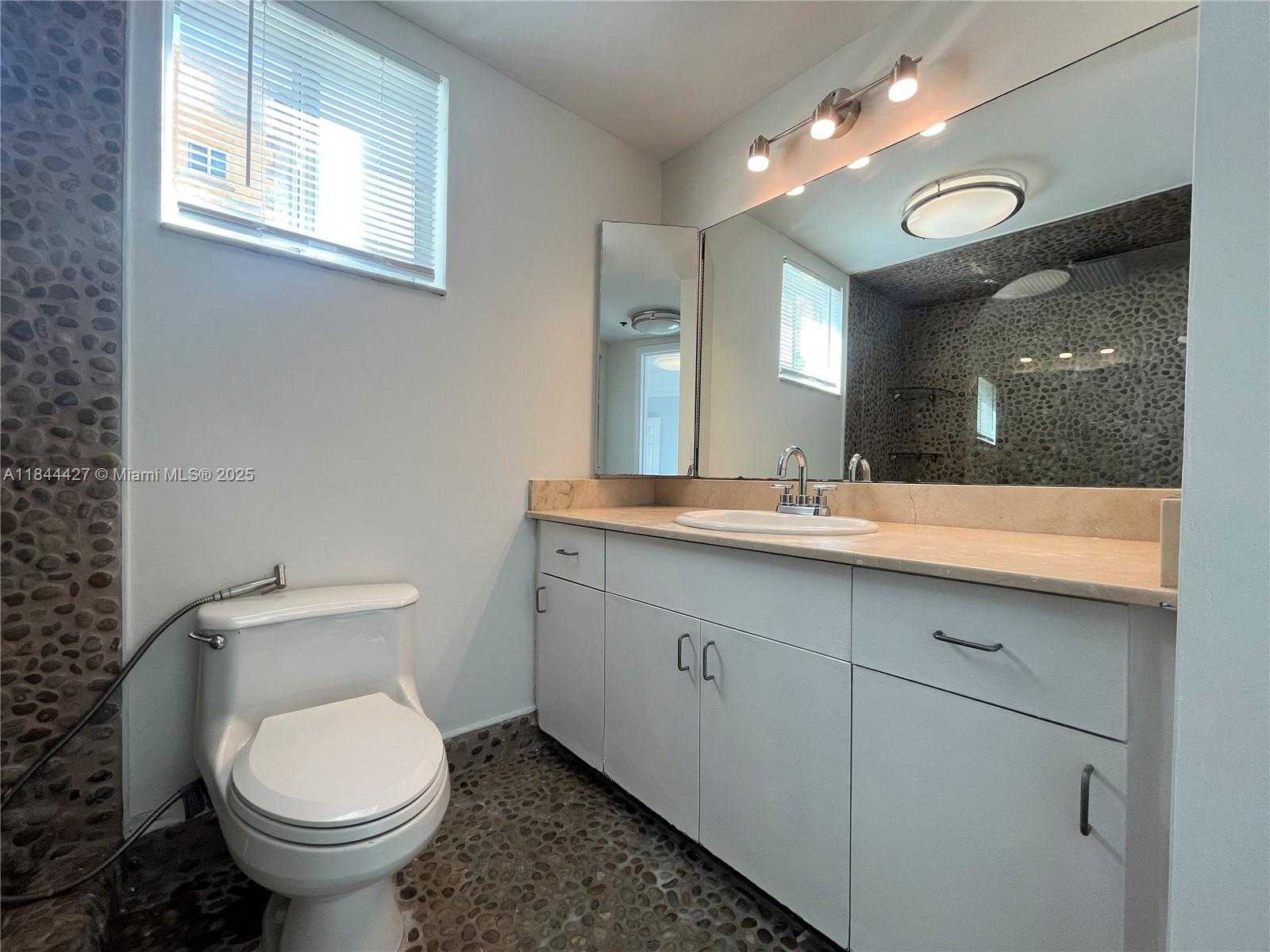 Small Image of 8888 COLLINS AVE #308, Surfside Number 7