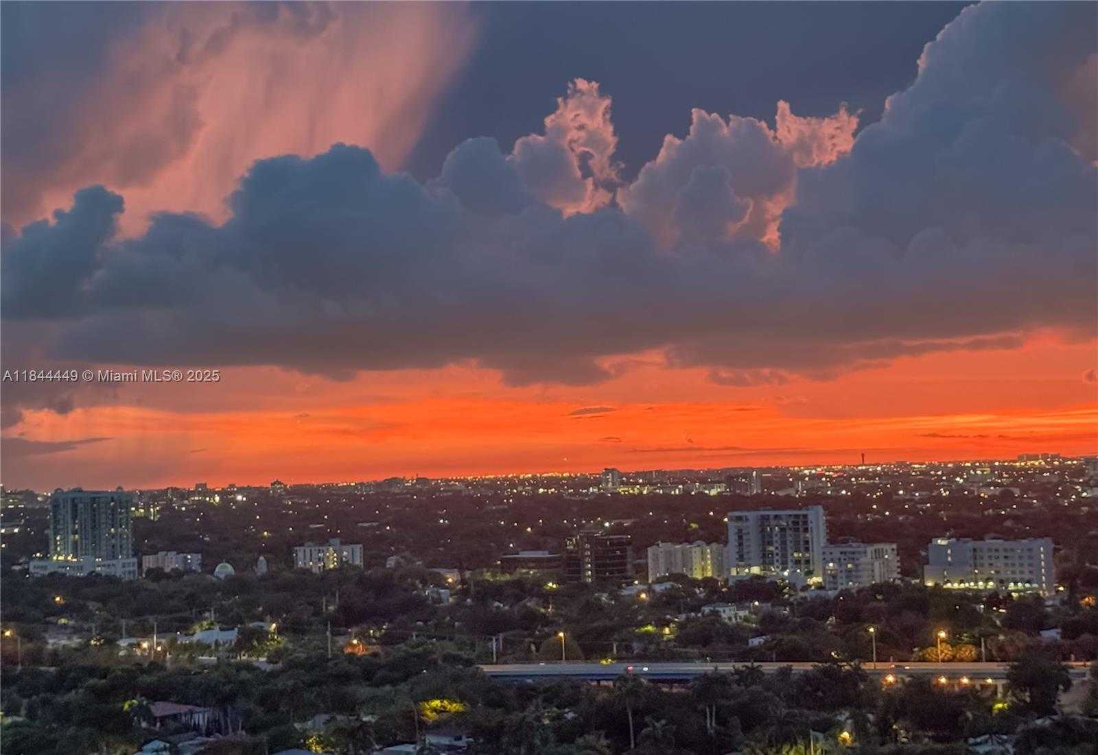 Small Image of 1643 BRICKELL AVE #2506, Miami Number 15