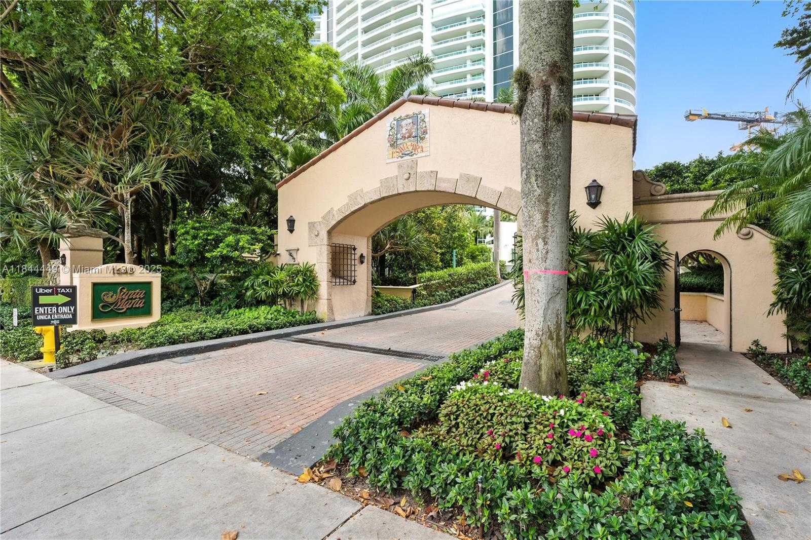 Small Image of 1643 BRICKELL AVE #2506, Miami Number 19