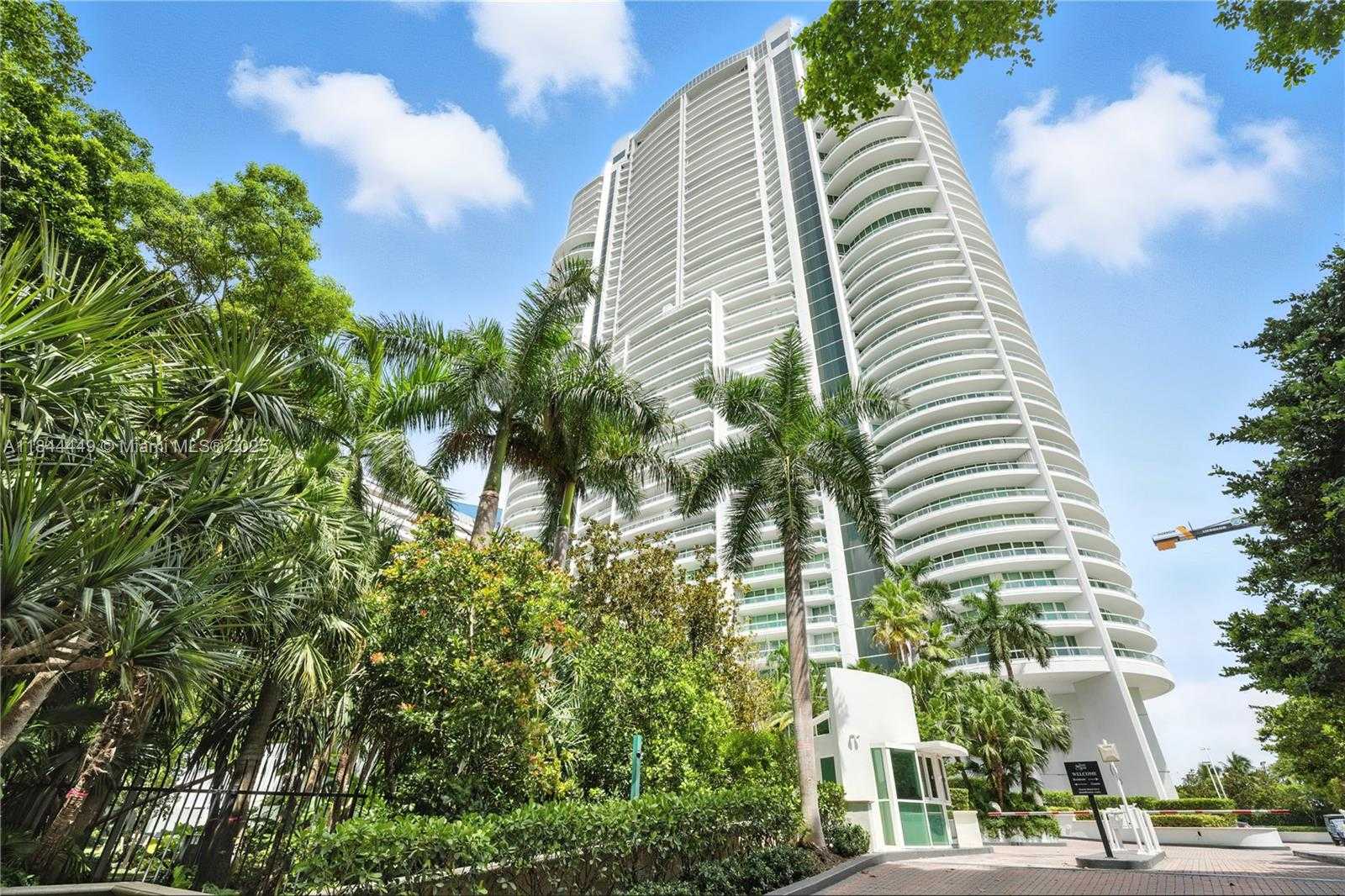 Small Image of 1643 BRICKELL AVE #2506, Miami Number 21