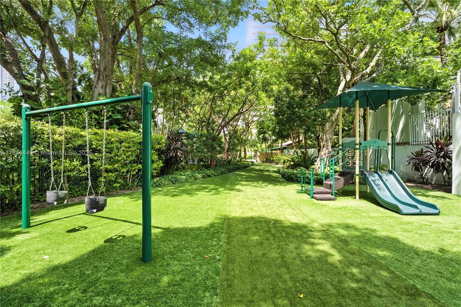 Small Image of 1643 BRICKELL AVE #2506, Miami Number 23