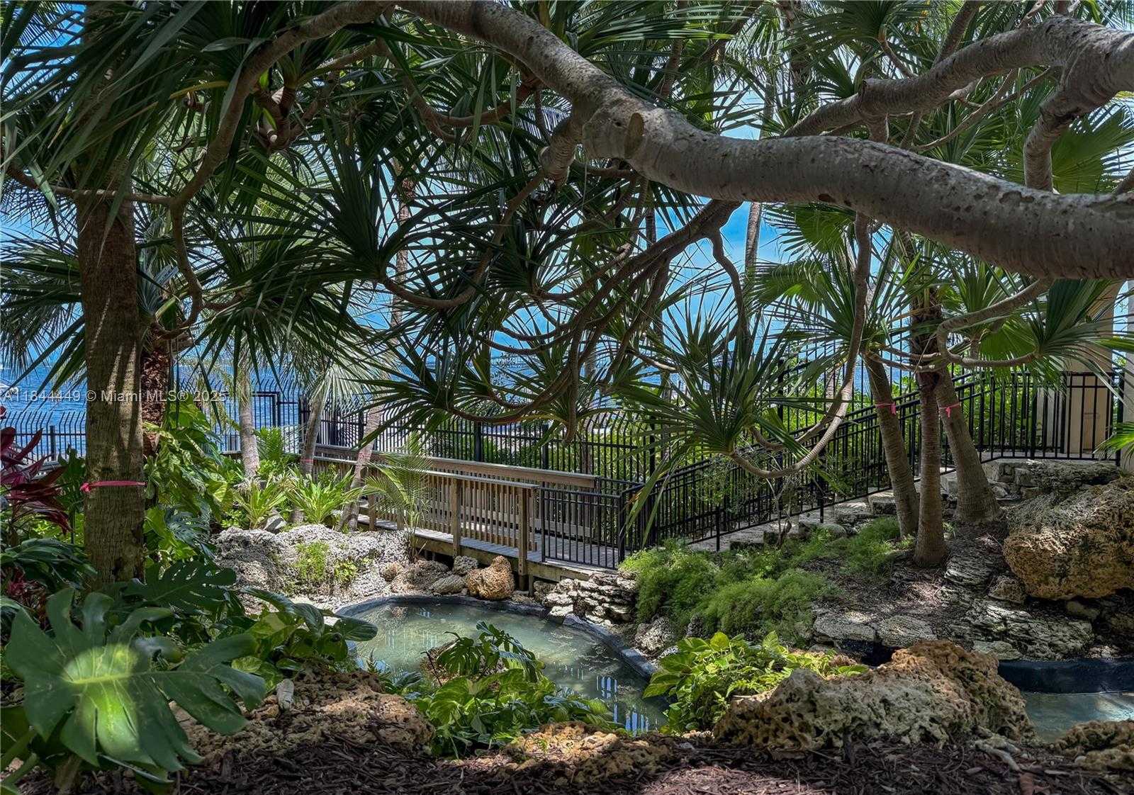 Small Image of 1643 BRICKELL AVE #2506, Miami Number 32