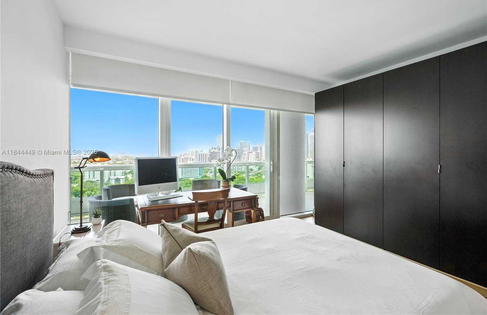 Small Image of 1643 BRICKELL AVE #2506, Miami Number 41