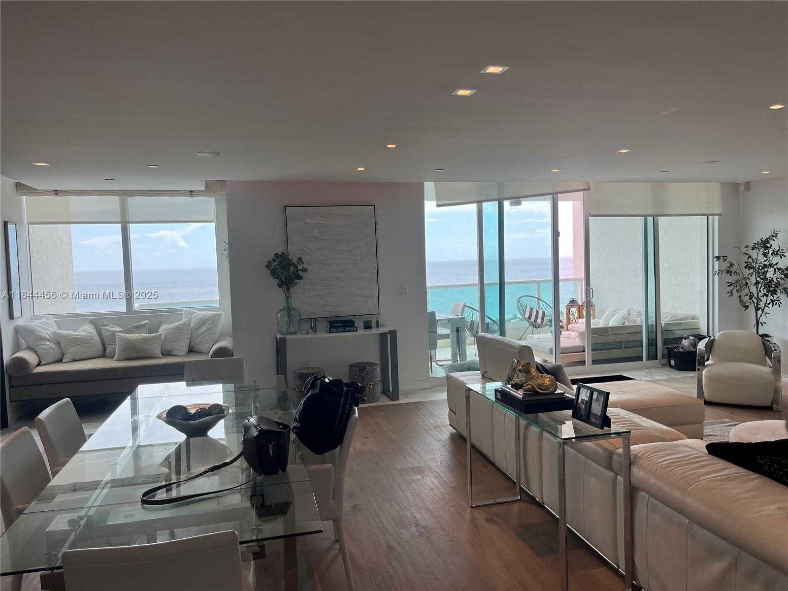 Small Image of 20201 EAST COUNTRY CLUB DR #2809, Aventura Number 2