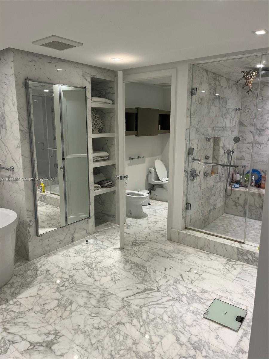 Small Image of 20201 EAST COUNTRY CLUB DR #2809, Aventura Number 7