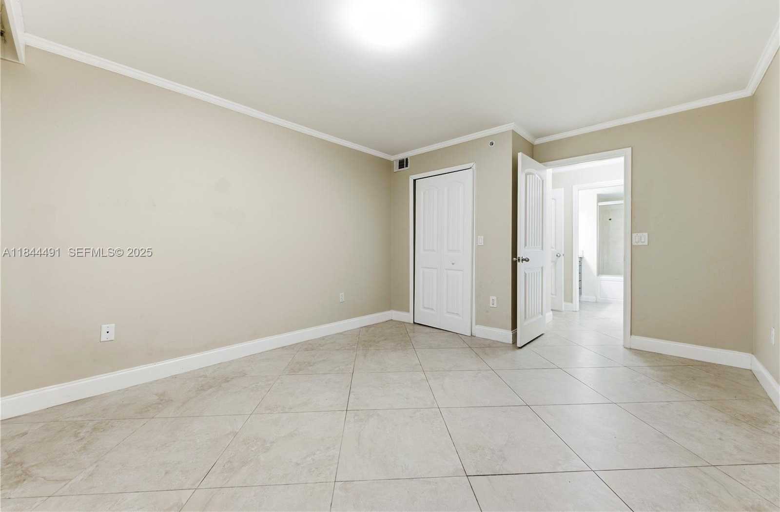 Small Image of 1733 VILLAGE BLVD #108, West Palm Beach Number 7