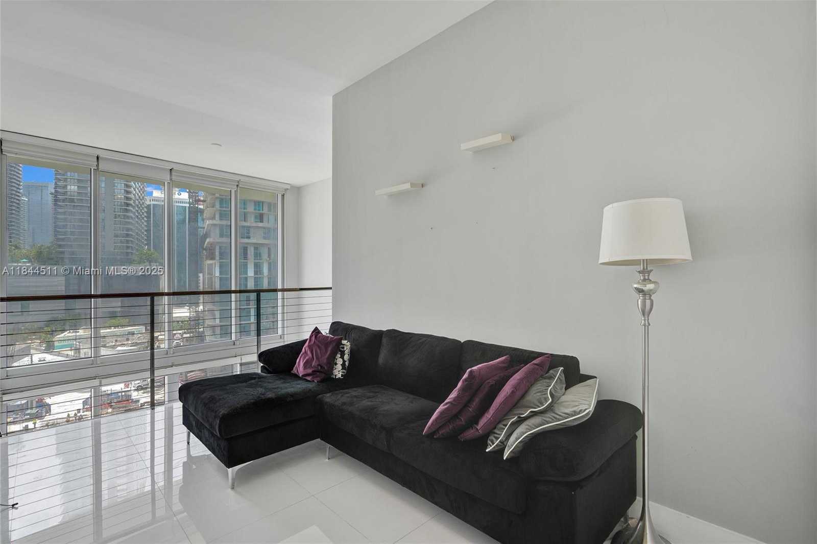 Small Image of 92 SOUTH WEST 3RD ST #905, Miami Number 28