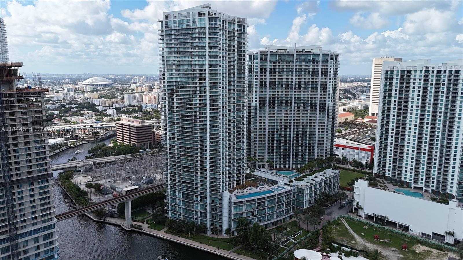 Small Image of 92 SOUTH WEST 3RD ST #905, Miami Number 41