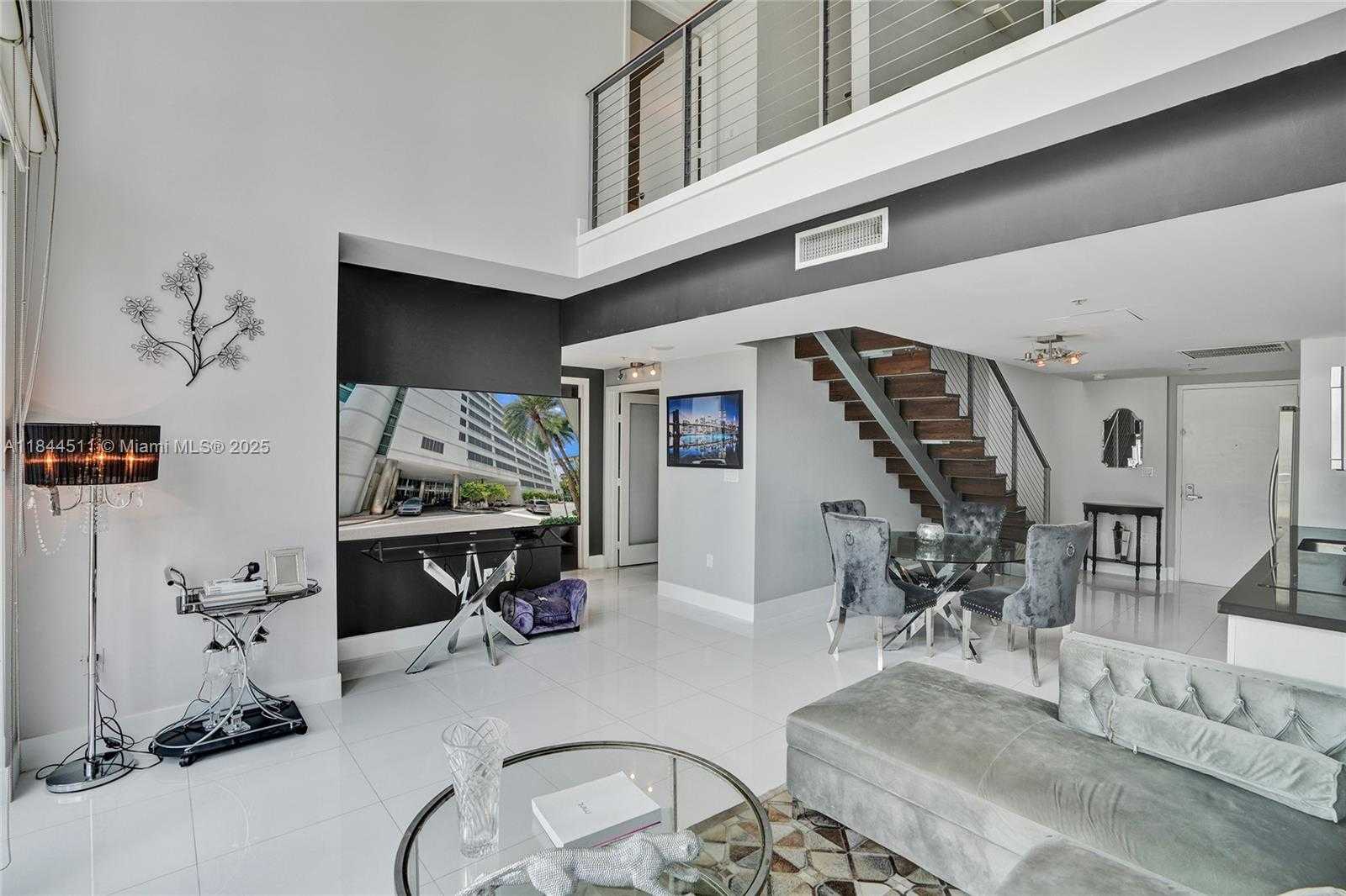Small Image of 92 SOUTH WEST 3RD ST #905, Miami Number 8